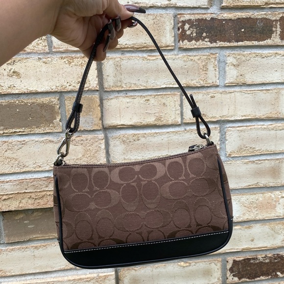 Coach Y2K Brown Coach Demi Baguette - Picture 3 of 7